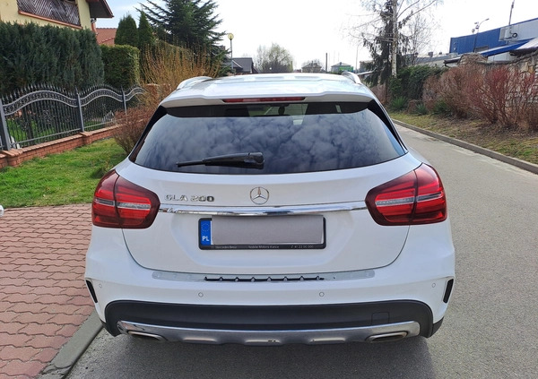 Mercedes-Benz GLA cena 93999 przebieg: 99000, rok produkcji 2018 z Wilamowice małe 56